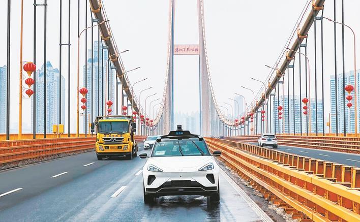 武汉加速跑向全球自动驾驶第一城