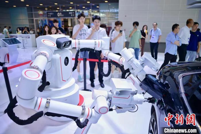 2024世界智能产业博览会在天津开幕(图1)