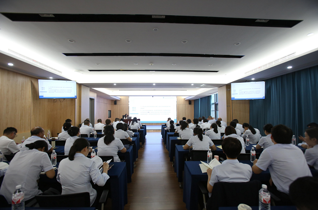 江汉运营公司召开2024年新财务制度解析会暨税务知识培训(图1)