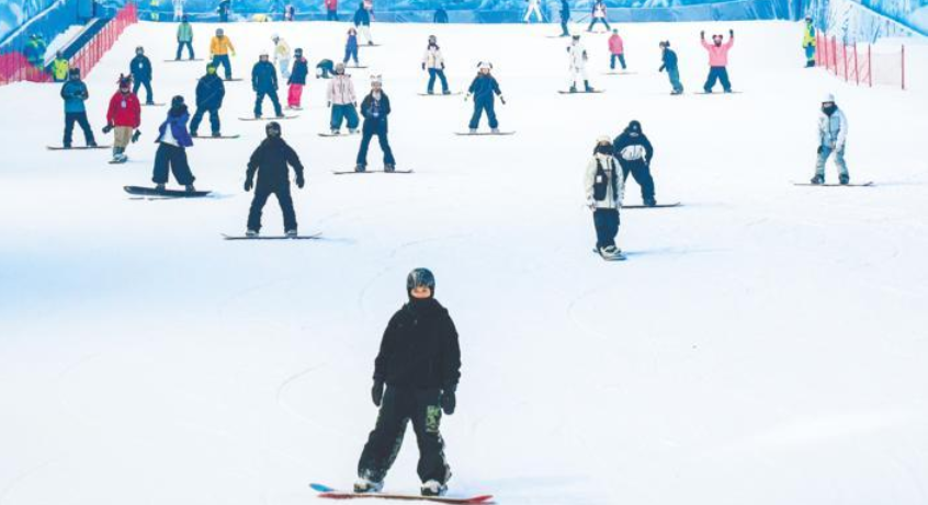 武汉最大室内滑雪场将在汉阳开业