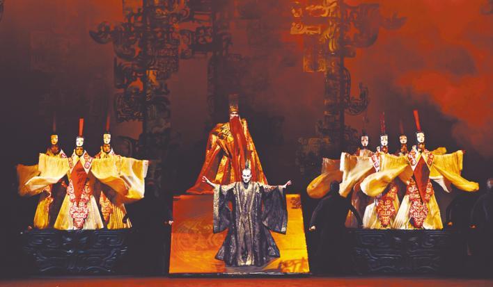 谢幕时间长达12分钟 杨丽萍作品《荆楚映象》在汉首演