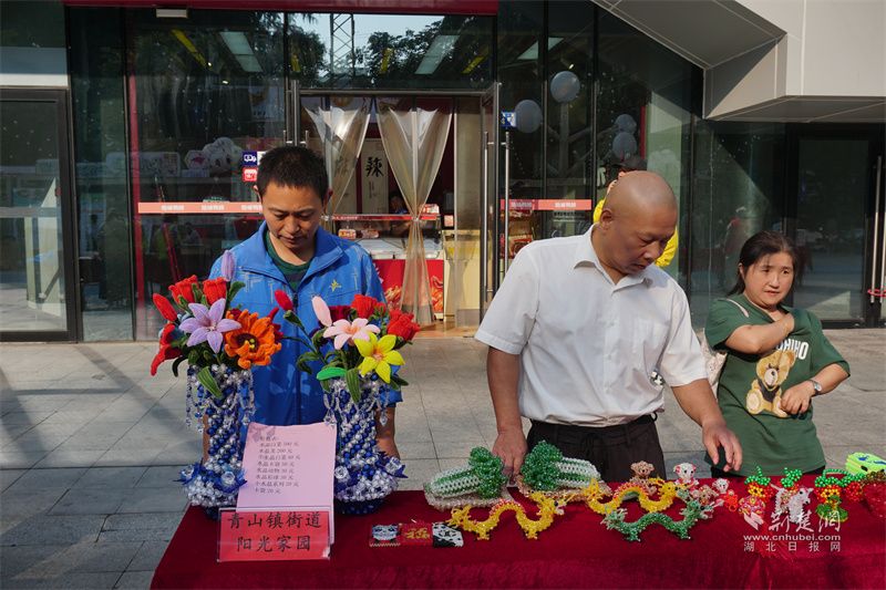 又暖又燃！武汉市武东医院“世界精神卫生日”心理游园会“破圈”，三十万网友共赴这场“心灵雅集”