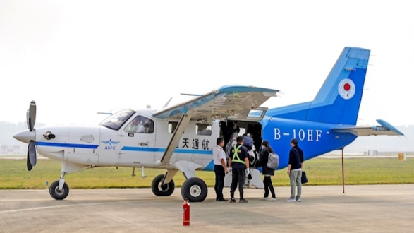 湖北首批空中巴士昨日开航