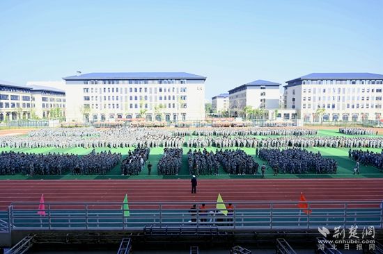 开发区·铁山区5000余名新生齐学“防火术”