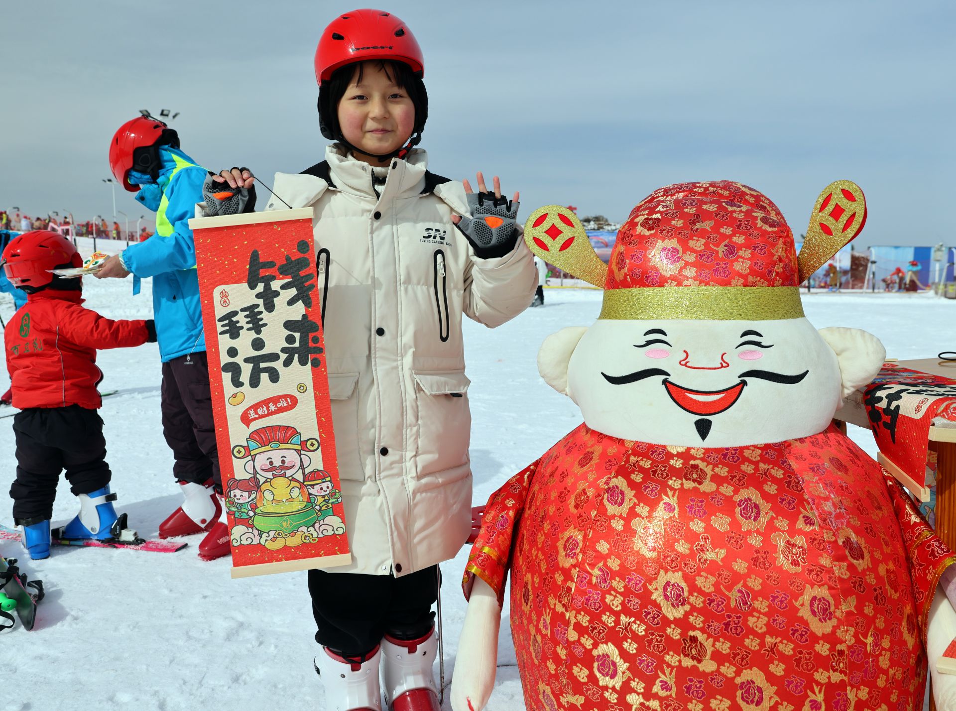 宜昌百里荒滑雪场里民俗展演迎新年