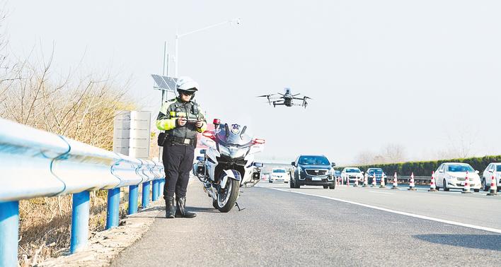 春運(yùn)期間飛行1100架次  無人機(jī)巡查將覆蓋全省干線