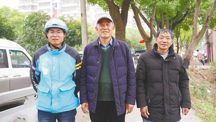 鄂州三位热心市民上演“生命接力”