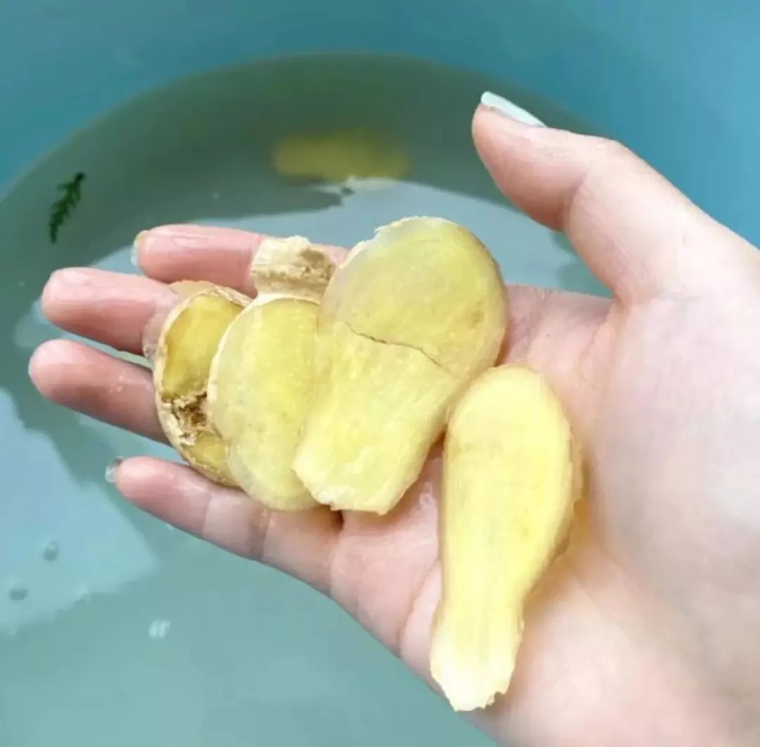 生姜水能改善脫發(fā)？七招幫你減少脫發(fā)