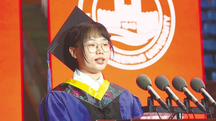 山村孤儿考取东北大学博士