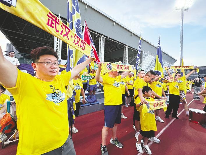 漢超16支城區(qū)隊全部亮相 壓軸大戲上演驚天逆轉(zhuǎn)