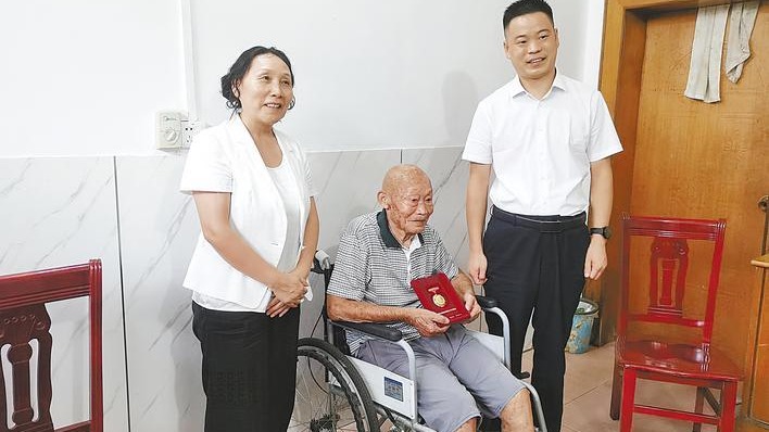 百歲抗戰(zhàn)老兵收到“最好生日禮物”