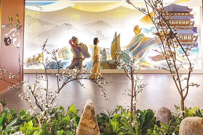 黃鶴樓文化展示館今與游客見面