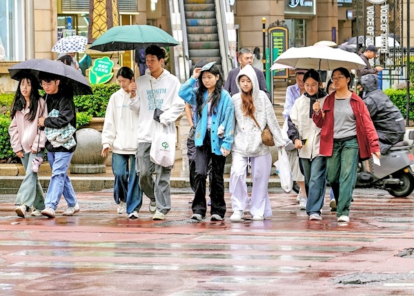 初秋一雨新凉