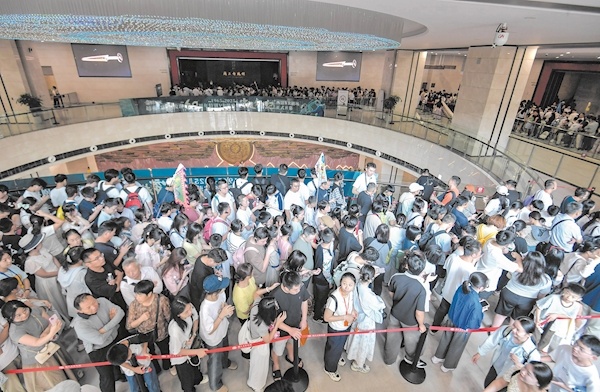 湖北A級景區(qū)接待游客2036萬余人次