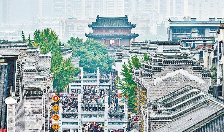 “又美又暖的湖北，值得一來再來”