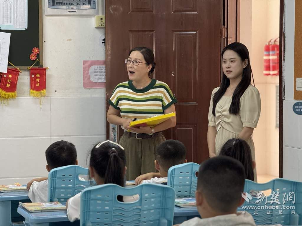 “好习惯”成果斐然！萌娃变身“课堂小达人”