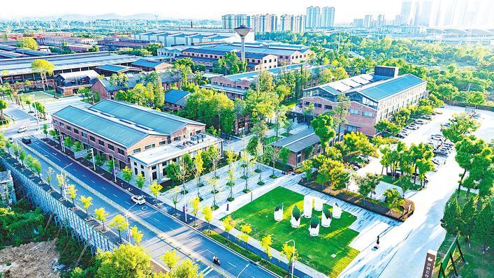 武汉城市更新带动产业焕新