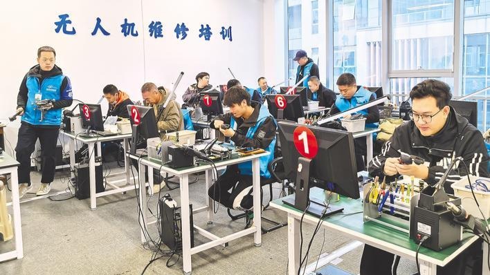 漢產(chǎn)“無人機急救醫(yī)生”批量上崗