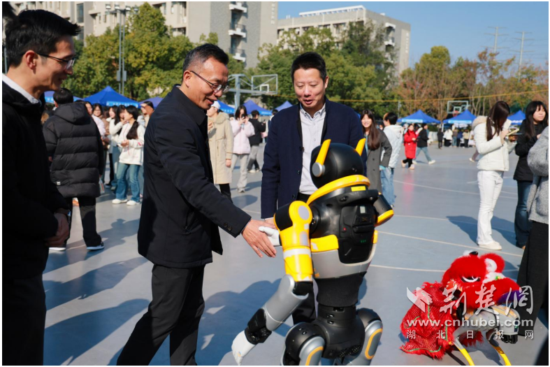 “就业嘉年华”启幕