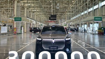 1至10月新能源汽车产销量同比增长均超30%