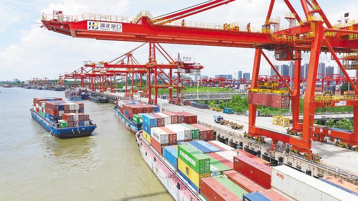 湖北快递一日上新专机专列