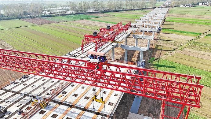 武重高速新港特大桥开始架梁施工