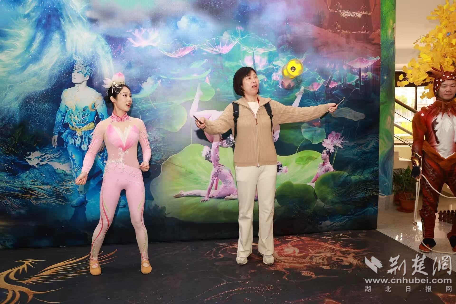 b84d8e62cf86e7496f1875797b13eb17_1920X1280_20251112210043