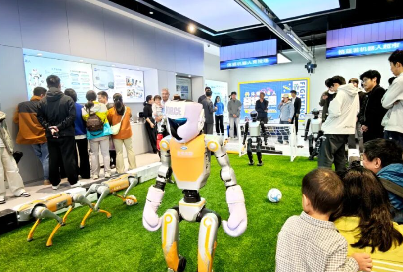 引領(lǐng)一個“潮”字