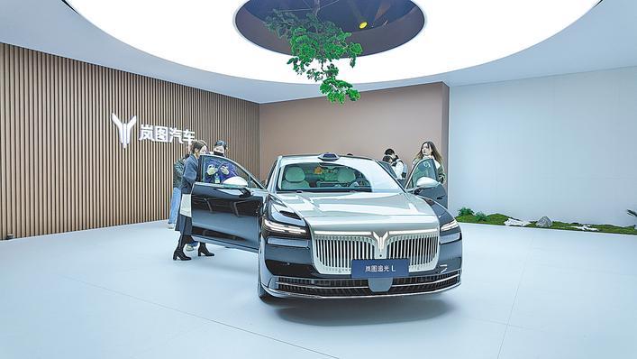 嵐圖不卷價格優(yōu)價值 一年上新五款車