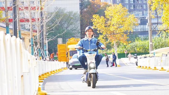 外賣箱變送藥箱 志愿者遞來生命暖流