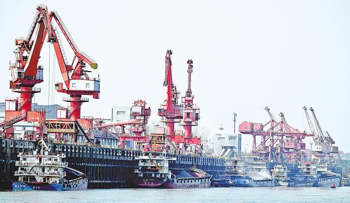 宜都寧通港貨物吞吐突破千萬噸