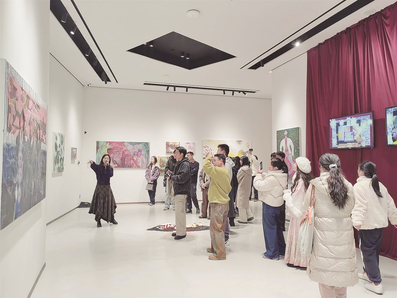 感受沉浸式的当代艺术展