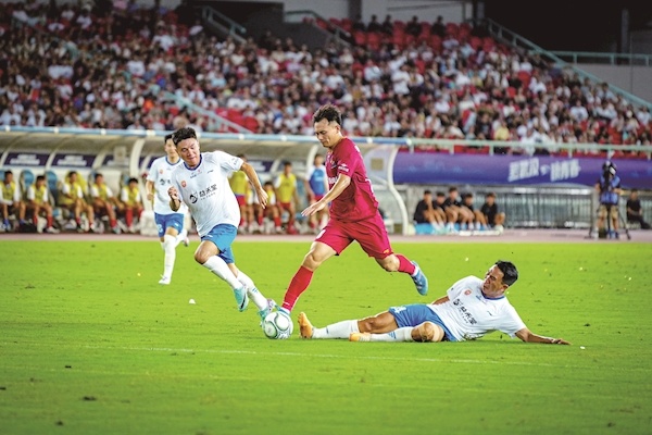 汉超“超级杯”今日上演巅峰对决