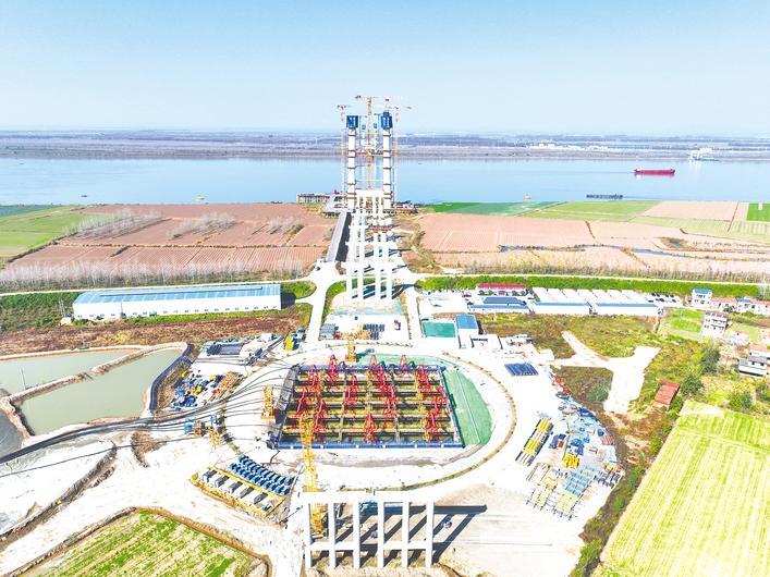 世界第一公路工程沉井扎根长江畔