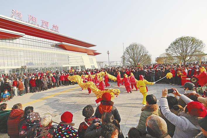 当阳 让过境地变目的地