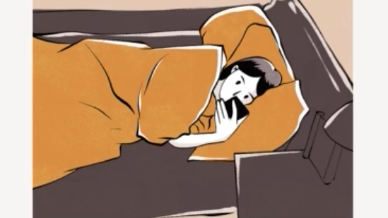 长期侧躺玩手机4大危害