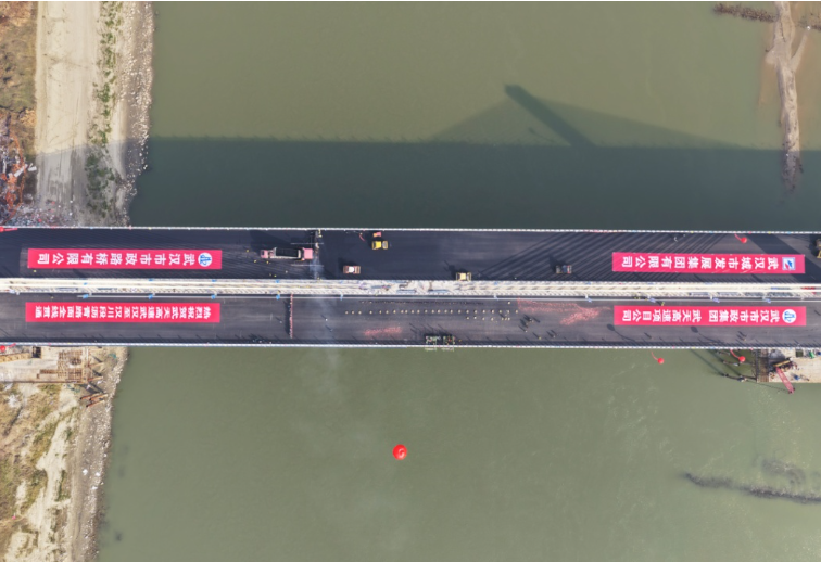 武天高速武漢至漢川段項(xiàng)目路面工程完工！通車時(shí)間→