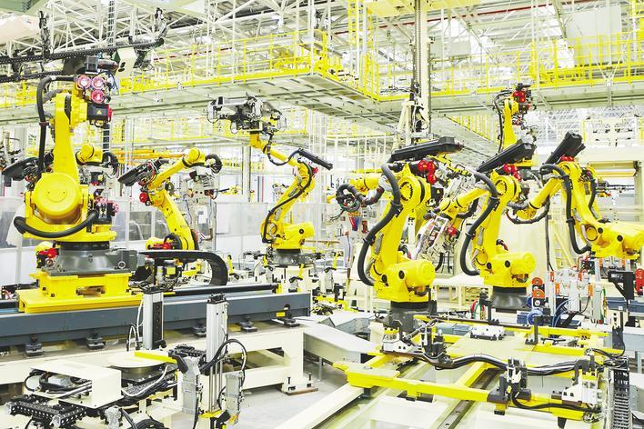 東風商用車D600智慧工廠投產(chǎn)