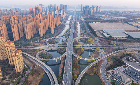 武漢有座最美水上立交橋