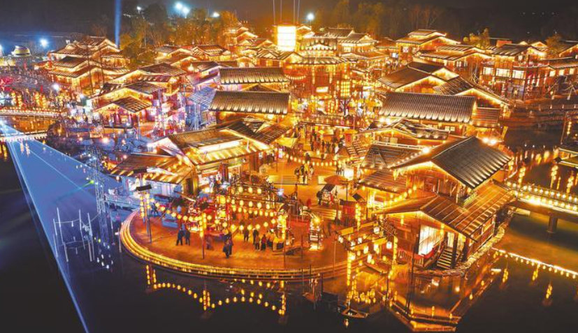 潮玩廟會點亮江夏里