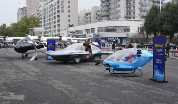 剛剛，飛行汽車現(xiàn)身武漢！