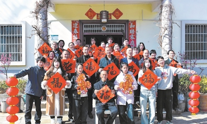 老兵曹祥德家新春团圆定格幸福