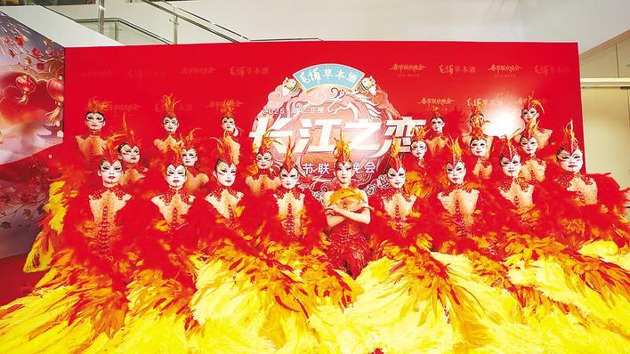 21位武漢聾啞孩子演繹唯美“鳳凰”