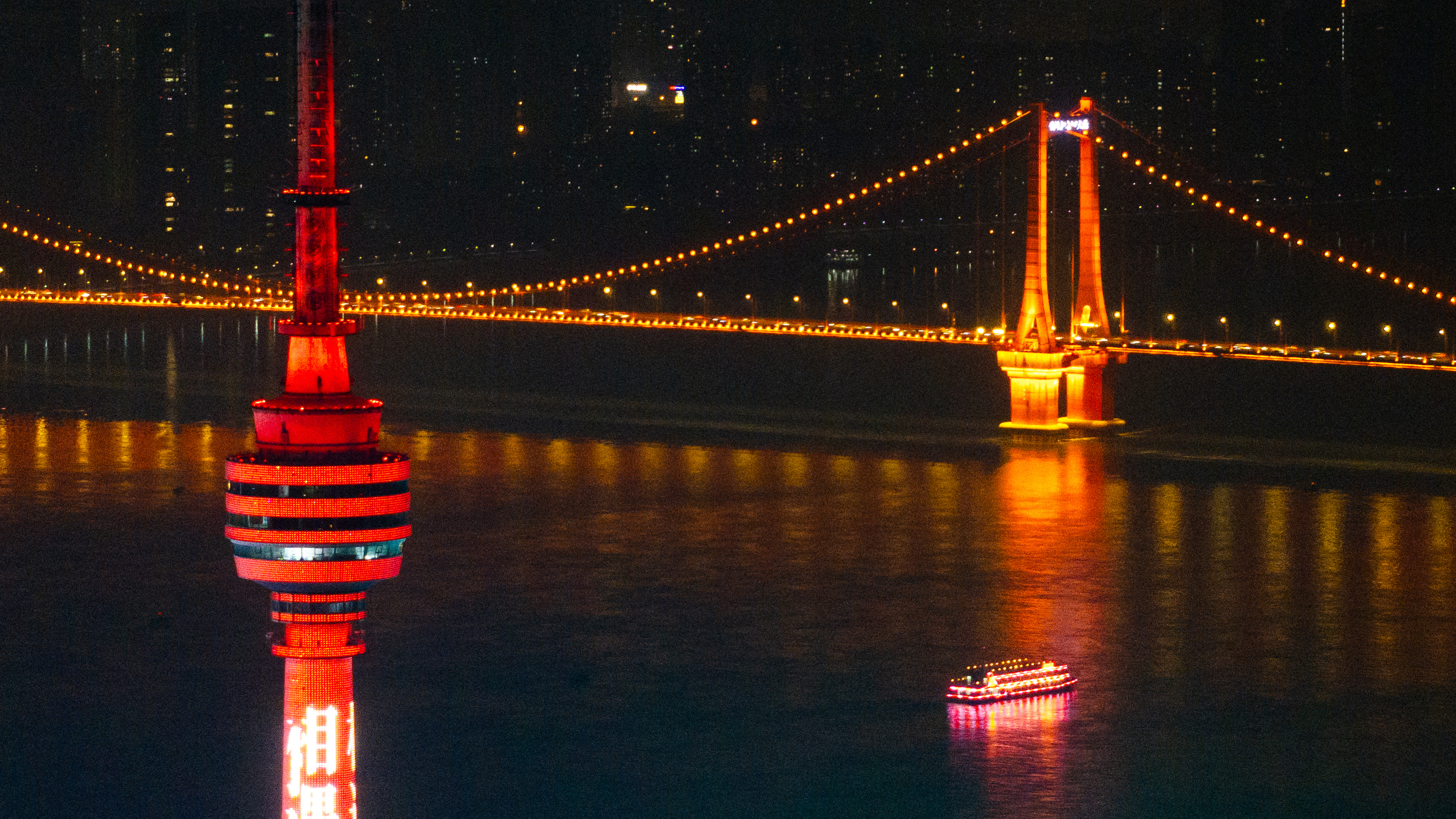 快来欣赏龟山电视塔视角绝美夜景！