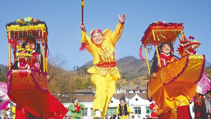 花样迎新岁 荆楚年味浓