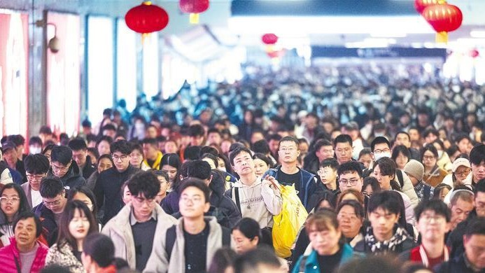 行囊裝滿牽掛 新年奮力打拼