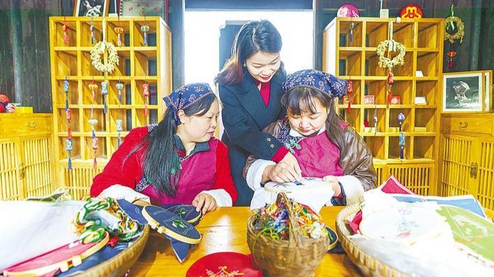 秭归媳妇复活三闾刺绣创富乡里