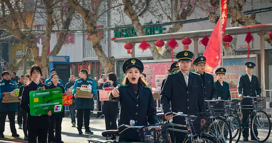 荆州“临时邮局”为沙市新春民俗嘉年华添彩