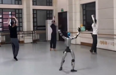 机器人跳芭蕾太丝滑了