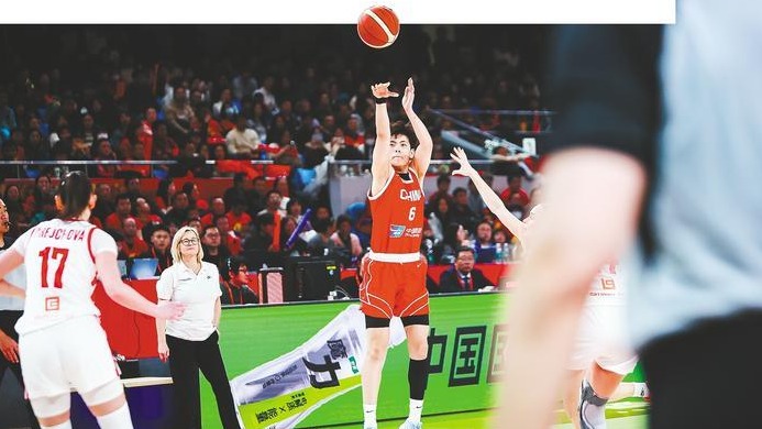 中国女篮34分大胜捷克